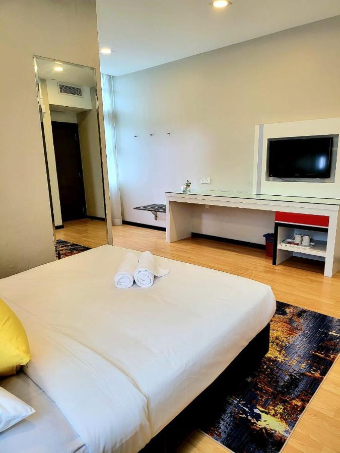 Lovita Hotel Kuantan Eksteriør billede
